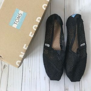 Toms Classic Black Morocco Crochet Shoe